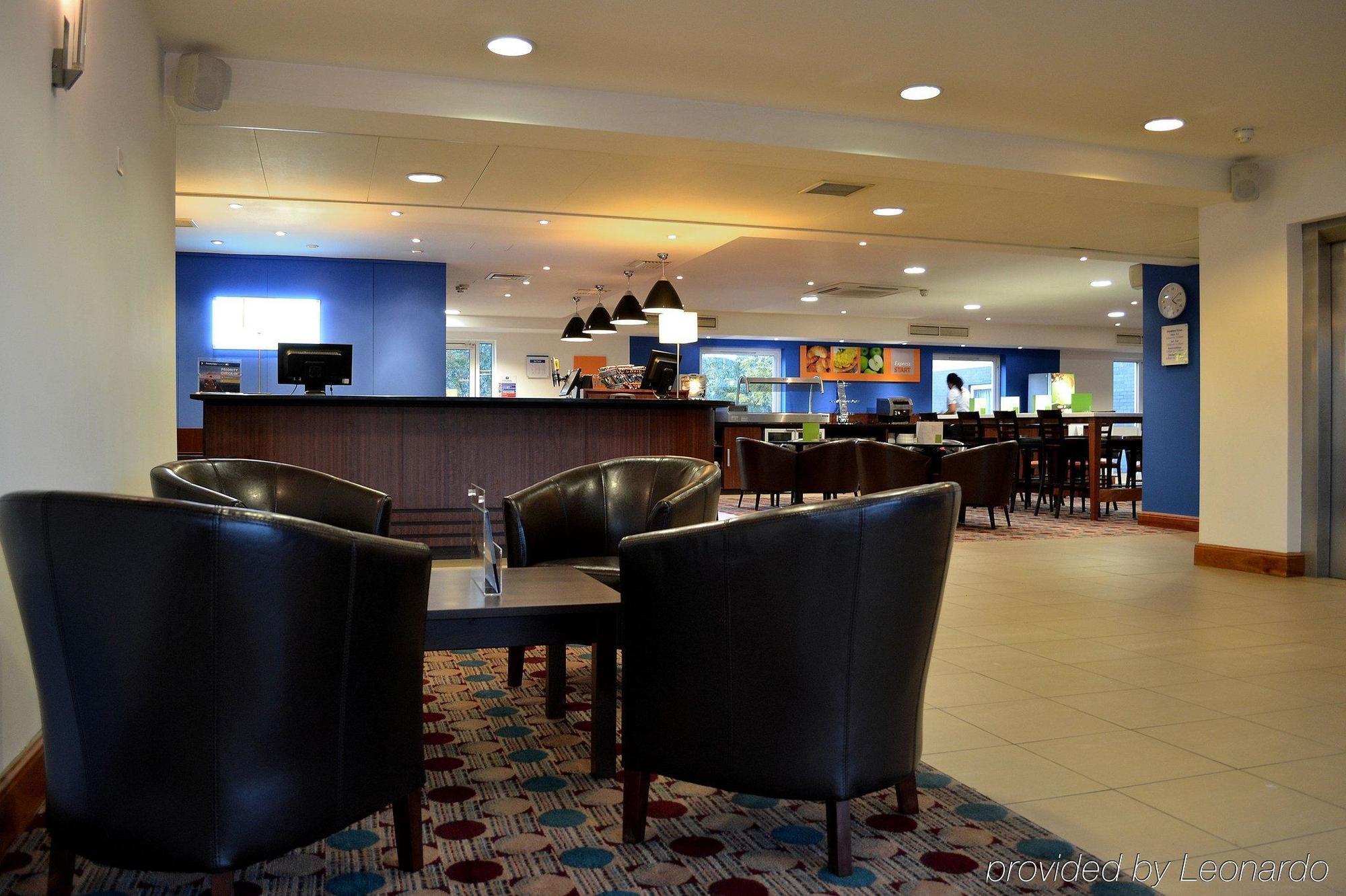Holiday Inn Express Shrewsbury By Ihg Exterior photo
